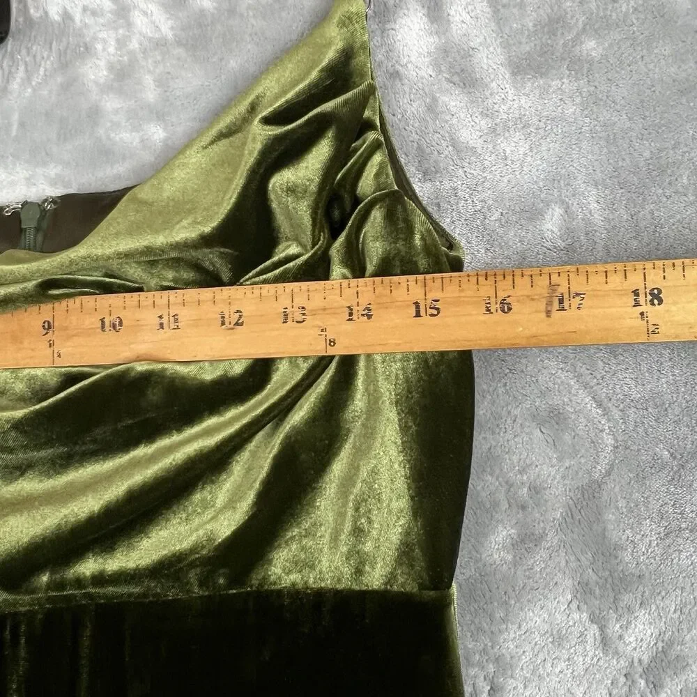 Revelry‎ Dress Sky Velvet Olive Green  Sleeveless Formal Double slits  Womens 8